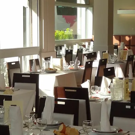 Alba Hotel 4*